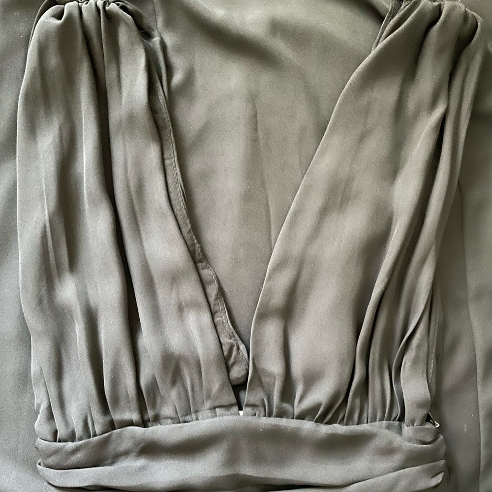 Worn Once! REVOLVE  Superdown long dress in black is a stunner - size: XS - Picture 7 of 9